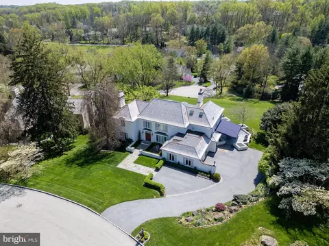 View/Area - 238 Ravenscliff Rd, Wayne, PA 19087 photo 1 of 4