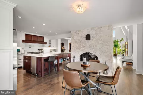 Dining - 238 Ravenscliff Rd, Wayne, PA 19087 photo 2 of 4