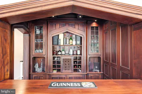 Kitchen - 238 Ravenscliff Rd, Wayne, PA 19087 photo 2 of 8
