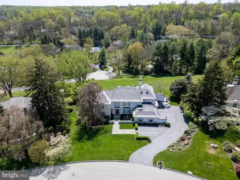 View/Area - 238 Ravenscliff Rd, Wayne, PA 19087 photo 2 of 4