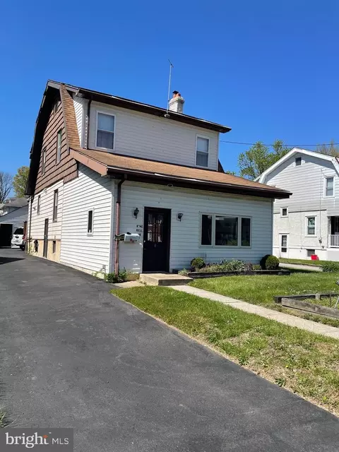 6 N Chester Pike, Glenolden, PA 19036
