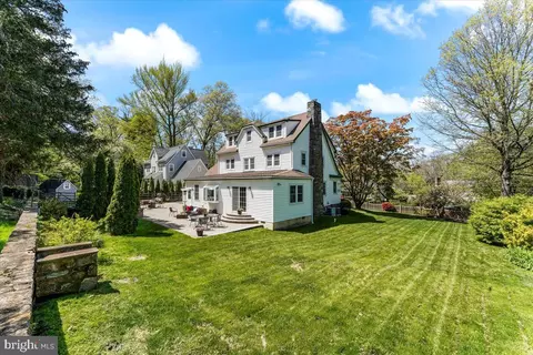 Exterior - 409 Iven Ave, Wayne, PA 19087 photo 3 of 11