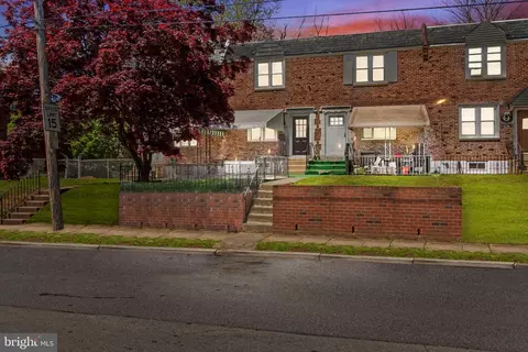 477 Westmont, Collingdale, PA 19023