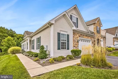 1653 Village Ave, Garnet Valley, PA 19060