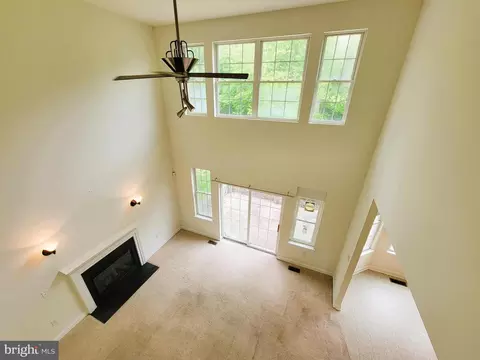 Entry Way - 115 Louise Dr, Boothwyn, PA 19061 photo 11 of 17