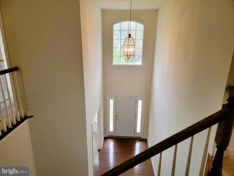Entry Way - 115 Louise Dr, Boothwyn, PA 19061 photo 8 of 17
