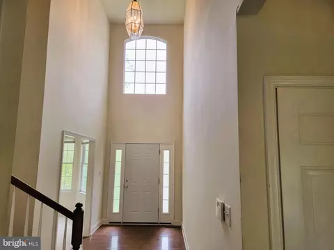 Entry Way - 115 Louise Dr, Boothwyn, PA 19061 photo 1 of 17