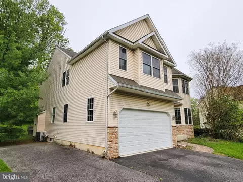 Exterior - 115 Louise Dr, Boothwyn, PA 19061 photo 7 of 13