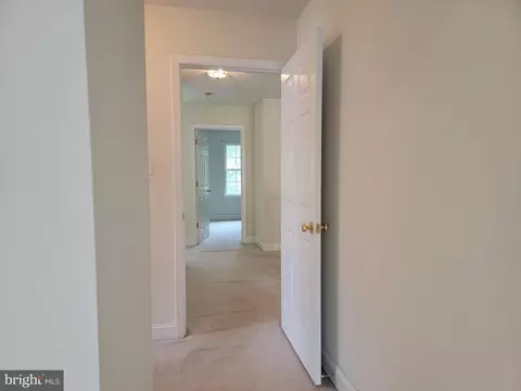 Entry Way - 115 Louise Dr, Boothwyn, PA 19061 photo 13 of 17