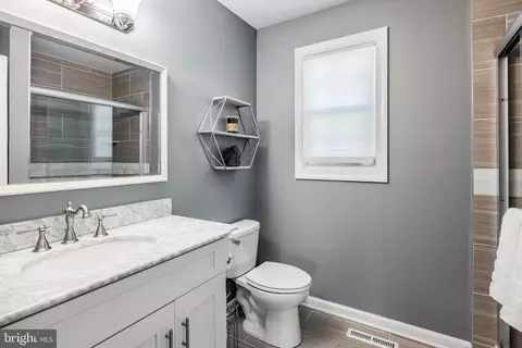 Bath - 512 Flora Cir, Springfield, PA 19064 photo 2 of 4