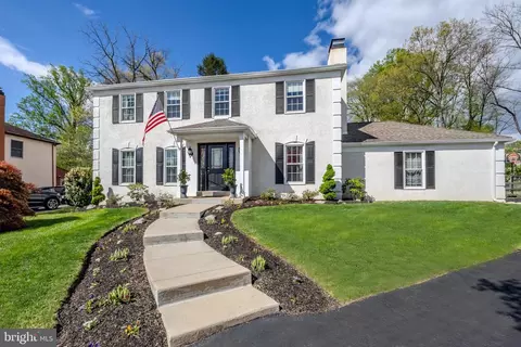 512 Flora Cir, Springfield, PA 19064