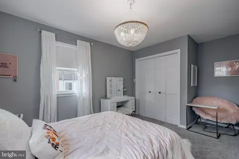 Bedroom - 512 Flora Cir, Springfield, PA 19064 photo 6 of 11