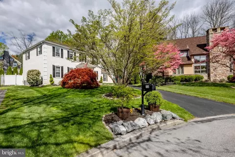 Exterior - 512 Flora Cir, Springfield, PA 19064 photo 2 of 10