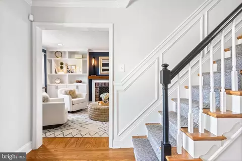 Entry Way - 441 Iven Ave, Wayne, PA 19087 photo 2 of 6