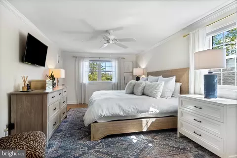 Bedroom - 441 Iven Ave, Wayne, PA 19087 photo 1 of 6