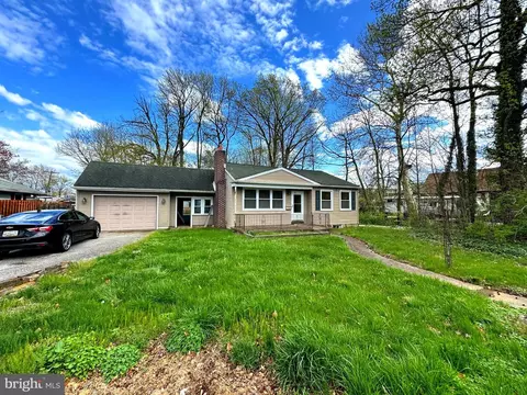 2308 Academy Ave, Holmes, PA 19043
