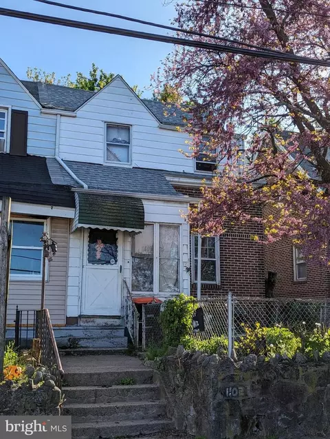 1102 Vauclain St, Chester, PA 19013