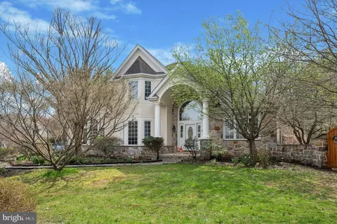 45 Thornbird Way, Newtown Square, PA 19073