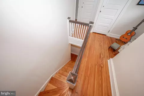 Entry Way - 202 Midland Ave, Wayne, PA 19087 photo 7 of 8