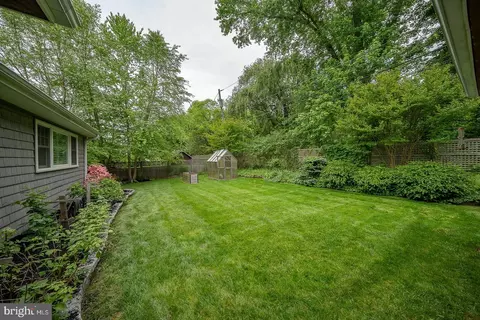 Exterior - 202 Midland Ave, Wayne, PA 19087 photo 8 of 11