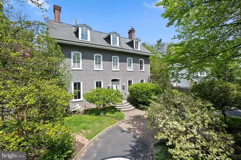 419 Conestoga Rd, Wayne, PA 19087