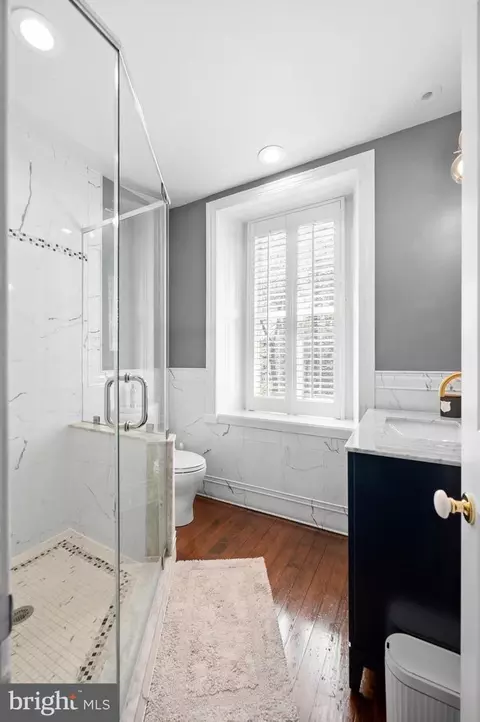 Bath - 419 Conestoga Rd, Wayne, PA 19087 photo 5 of 7