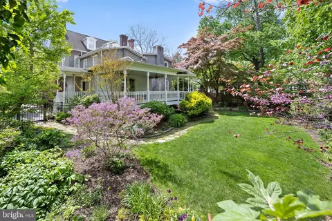 Exterior - 419 Conestoga Rd, Wayne, PA 19087 photo 5 of 10
