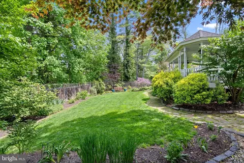 Exterior - 419 Conestoga Rd, Wayne, PA 19087 photo 9 of 10