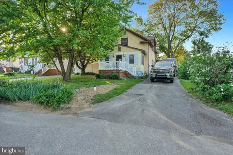 2632 Clayton St, Marcus Hook, PA 19061