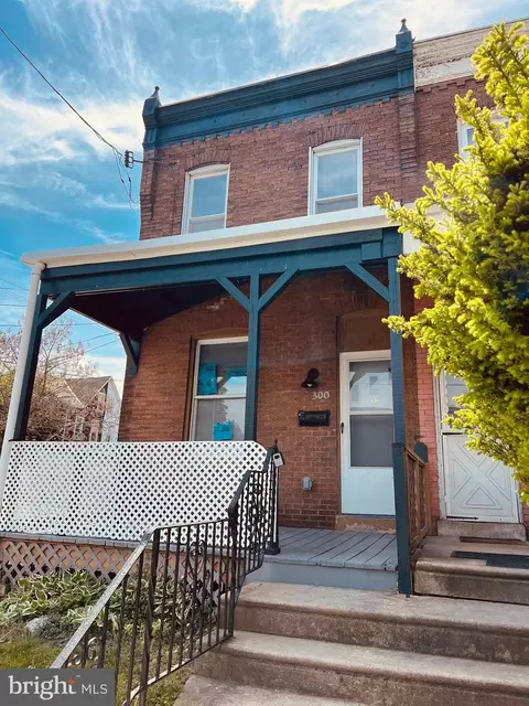 300 Walnut St, Darby, PA 19023
