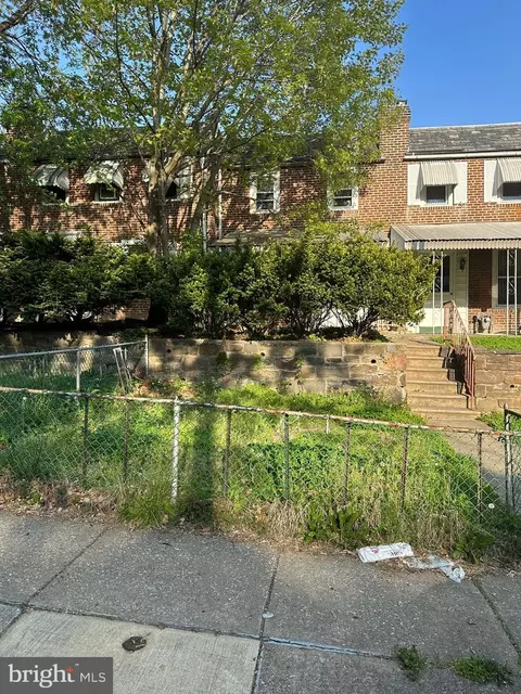 319 Maypole Rd, Upper Darby, PA 19082