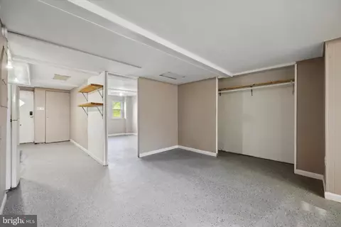 Entry Way - 629 Briarcliff Rd, Upper Darby, PA 19082 photo 3 of 4