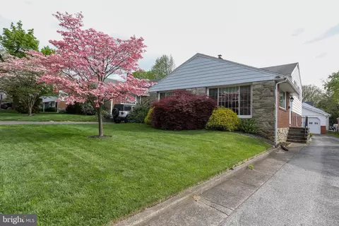 2317 Chestnut Ave, Ardmore, PA 19003