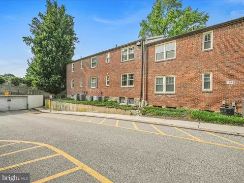 Exterior - 500 E Lancaster Ave #102D, Wayne, PA 19087 photo 4 of 6
