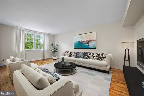 Living - 500 E Lancaster Ave #102D, Wayne, PA 19087 photo 1 of 6