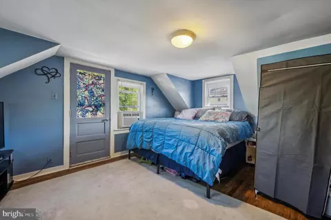 Bedroom - 7 Cloverdale Ave, Upper Darby, PA 19082 photo 2 of 3