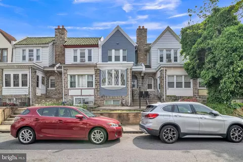 226 Avon Rd, Upper Darby, PA 19082