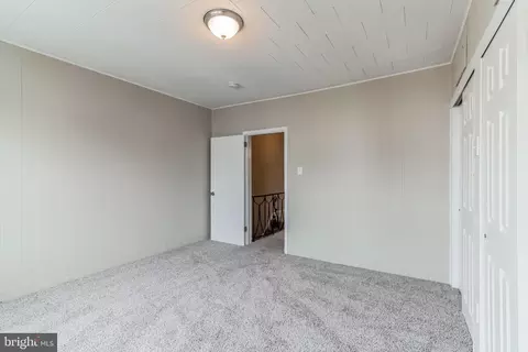 Bedroom - 226 Avon Rd, Upper Darby, PA 19082 photo 3 of 5
