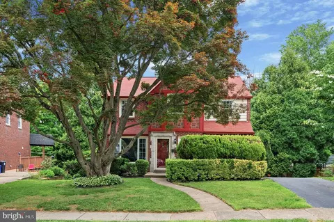 1713 Green Valley Rd, Havertown, PA 19083