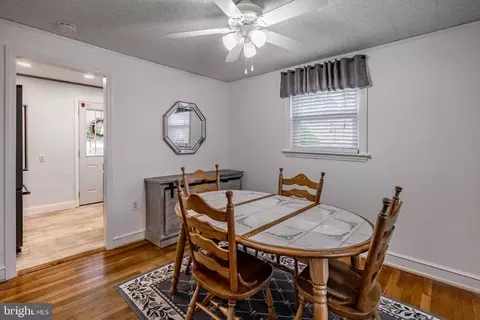 Dining - 36 N Brookside Rd, Springfield, PA 19064 photo 1 of 2