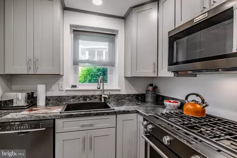Kitchen - 36 N Brookside Rd, Springfield, PA 19064 photo 2 of 2