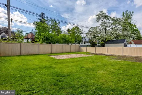 Exterior - 36 N Brookside Rd, Springfield, PA 19064 photo 3 of 5