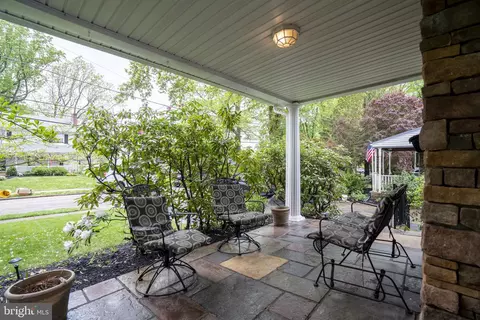Exterior - 100 S Forest Rd, Springfield, PA 19064 photo 6 of 11