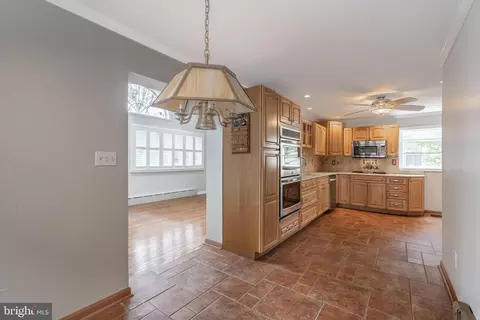 Entry Way - 100 S Forest Rd, Springfield, PA 19064 photo 1 of 5
