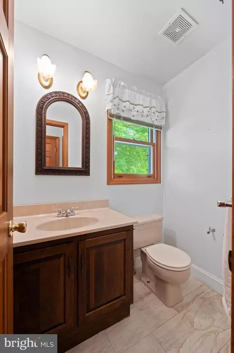 1663 Cold Spring Rd, Newtown Square, PA 19073 photo 15