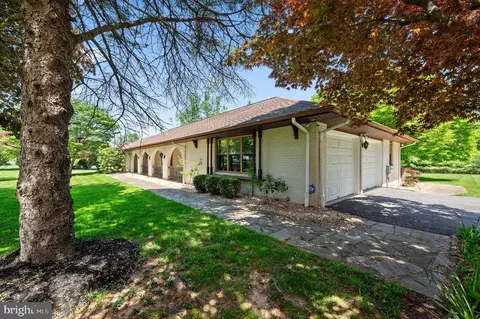 1663 Cold Spring Rd, Newtown Square, PA 19073 photo 4