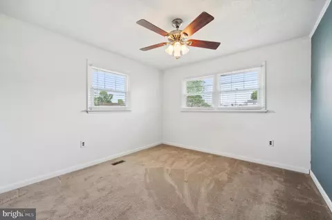 1125 Clements Ave, Marcus Hook, PA 19061 photo 11