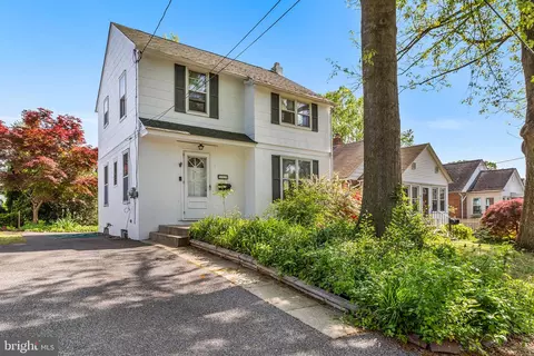 117 Maple Rd, Wallingford, PA 19086