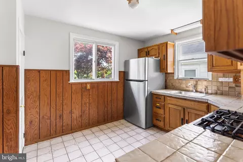Kitchen - 117 Maple Rd, Wallingford, PA 19086 photo 1 of 2