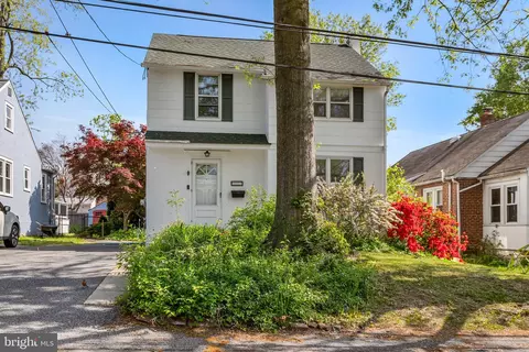 Exterior - 117 Maple Rd, Wallingford, PA 19086 photo 2 of 3